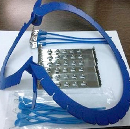 Angulated Ring Retractor Set